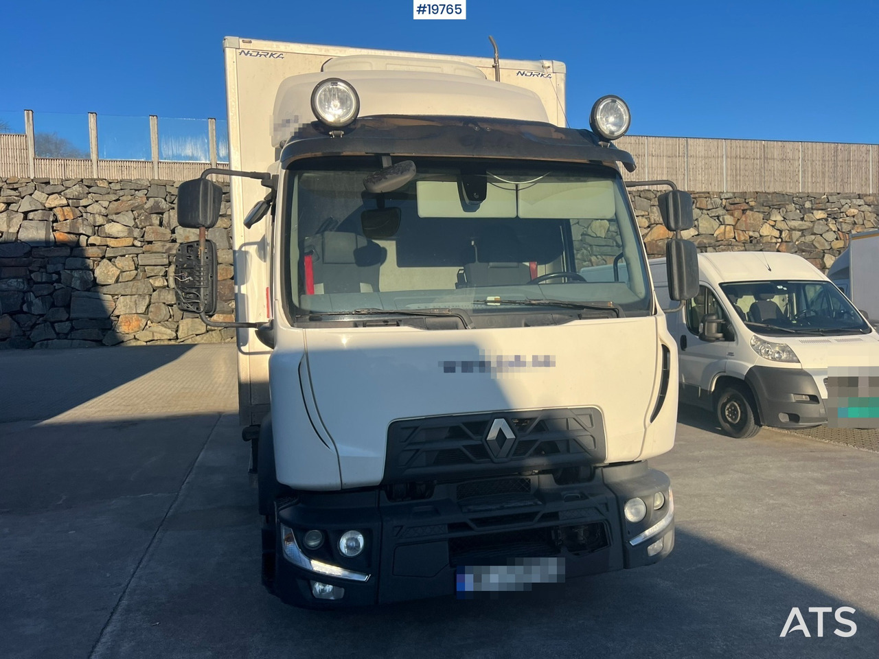 Camion fourgon Renault D7.5