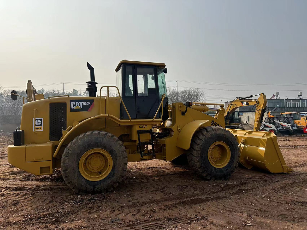 Chargeuse sur pneus CATERPILLAR 950H