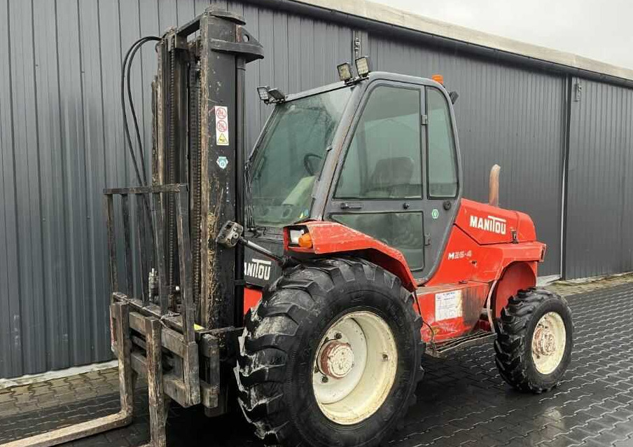 Chariot élévateur diesel Manitou M26-4