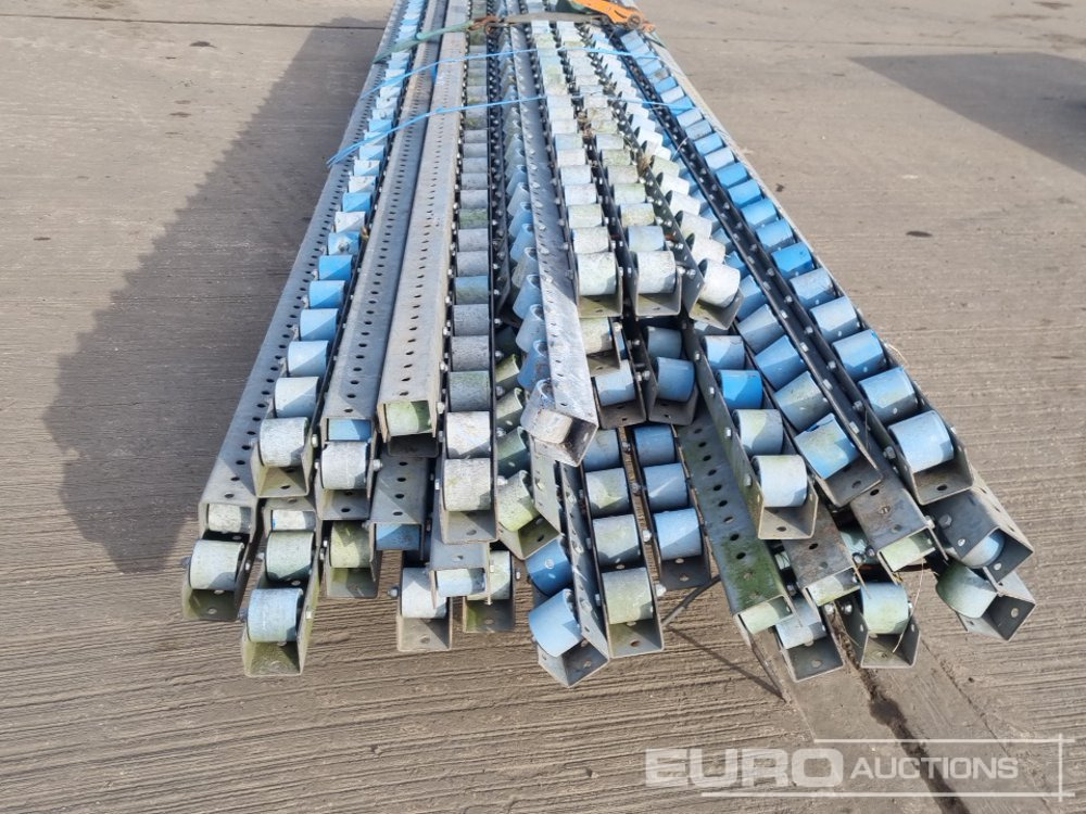 Matériel de chantier Pallet of Conveyor Roller Trays