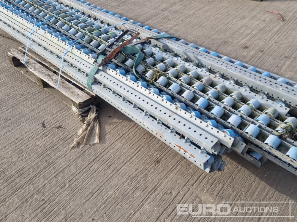 Matériel de chantier Pallet of Conveyor Roller Trays