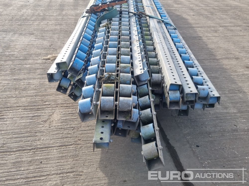 Matériel de chantier Pallet of Conveyor Roller Trays