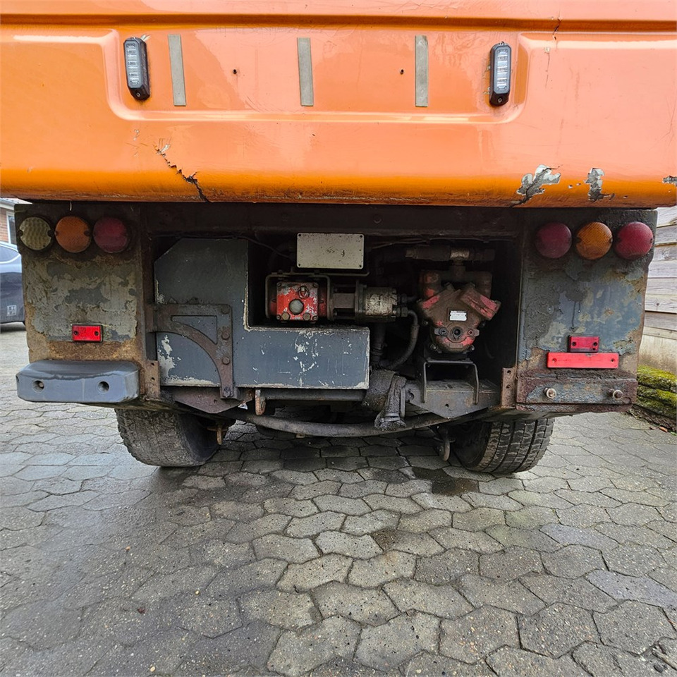 Balayeuse de voirie Johnston Sweepers CX400