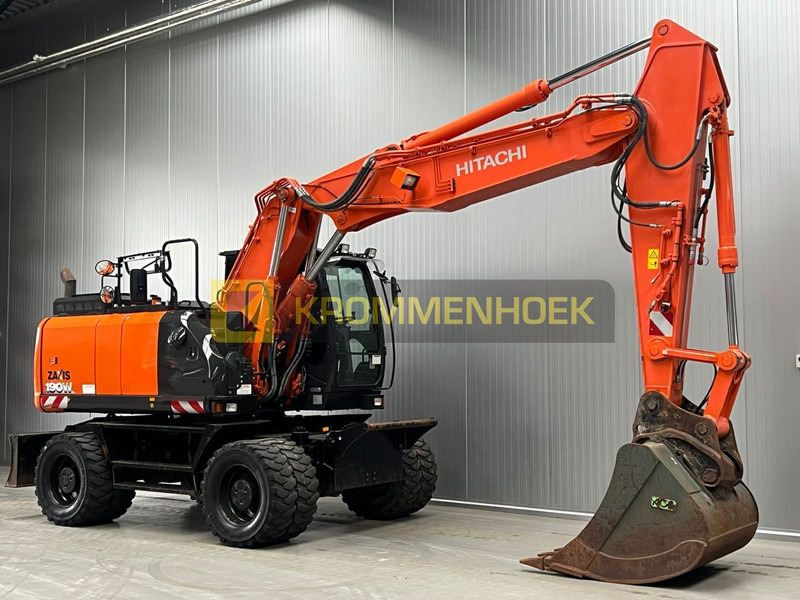 Pelle sur pneus Hitachi ZX 190 W-6