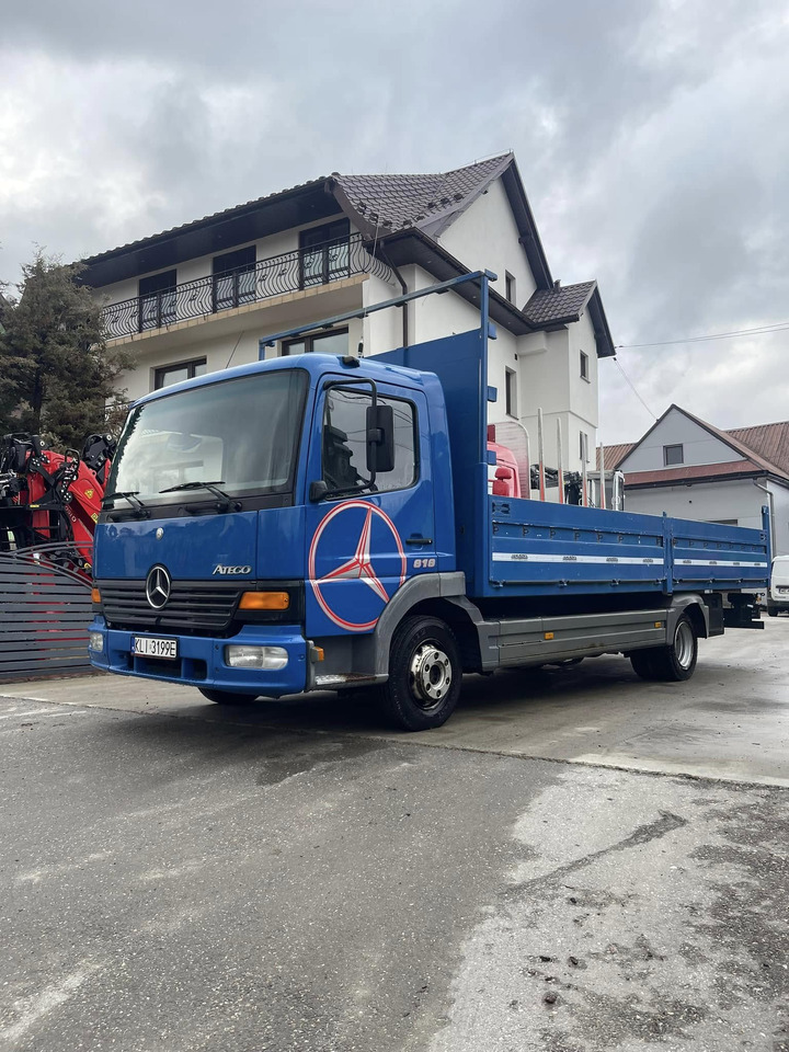 Camion plateau Mercedes Benz Atego 818